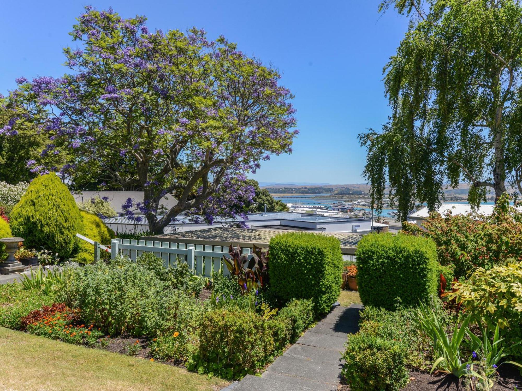 Jacaranda Lodge - Napier Hill Holiday Home Экстерьер фото